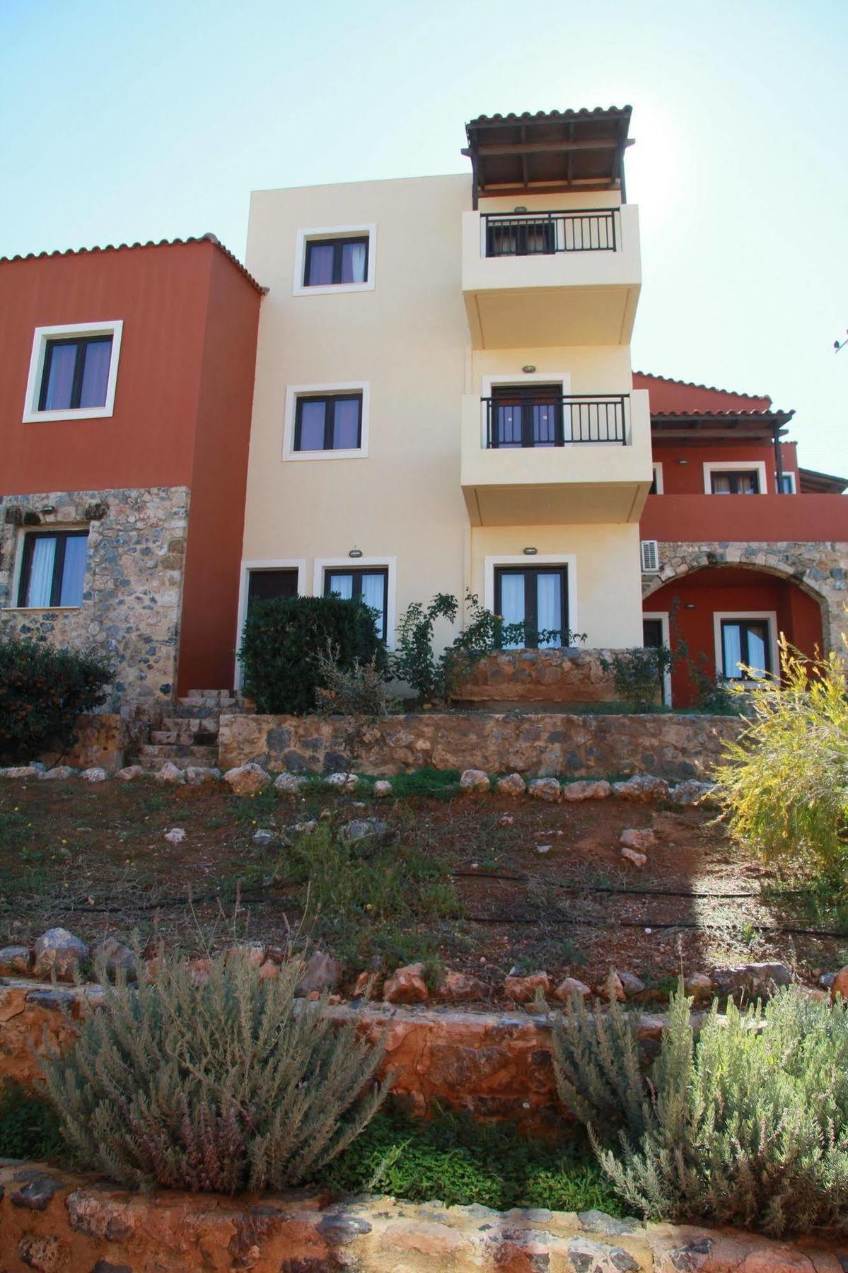 Amazones Driades Apartments Piskopianón Eksteriør bilde
